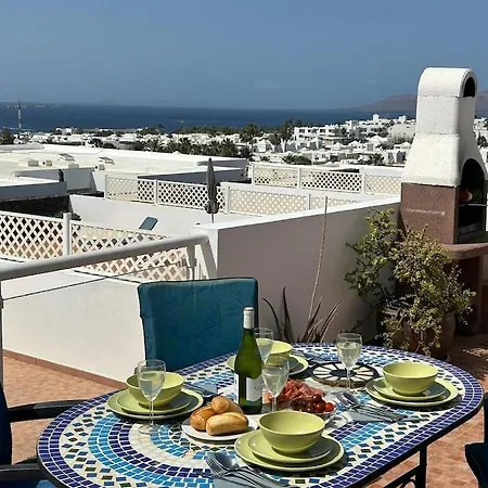 Dom wakacyjny 2 Bedroom In Puerto Del Carmen *