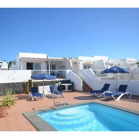Dom wakacyjny 2 Bedroom In Puerto Del Carmen